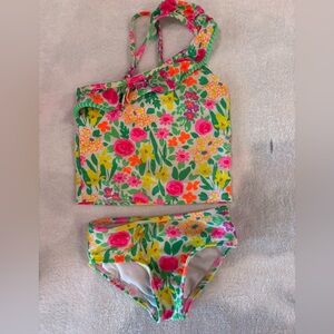 Guc cat and jack swim